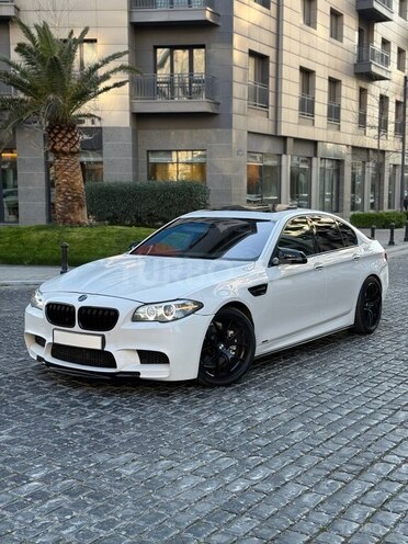 BMW 528-2