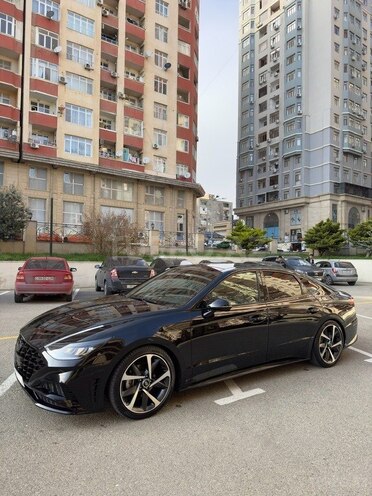 Hyundai Sonata-4