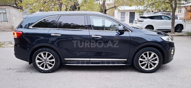 Kia Sorento-15