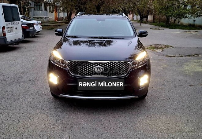 Kia Sorento-16