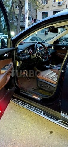 Kia Sorento-10
