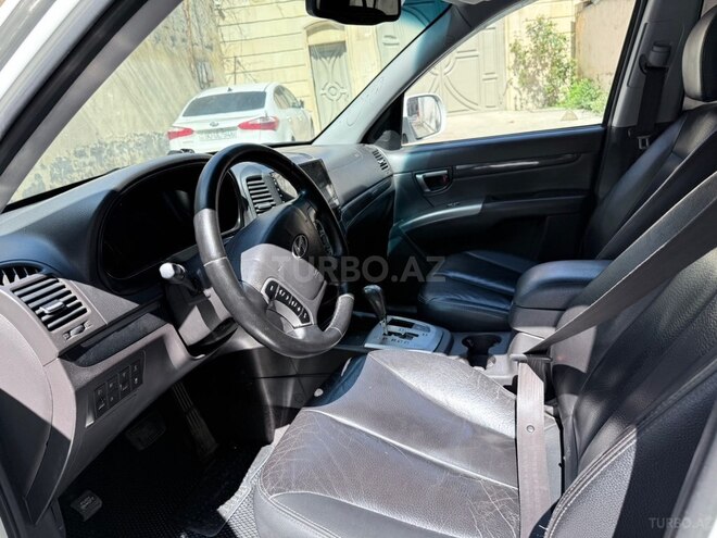 Hyundai Santa Fe-8