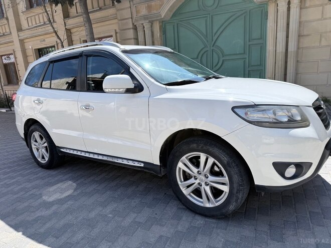 Hyundai Santa Fe-3