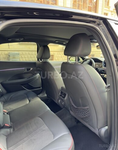 Hyundai Sonata-14