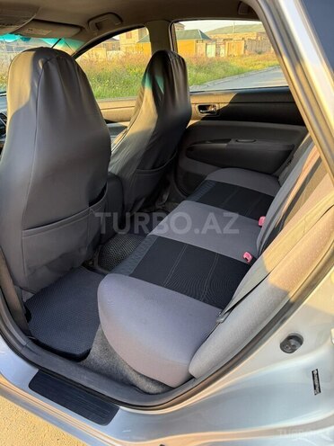 Toyota Prius-6