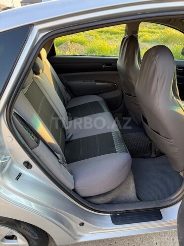 Toyota Prius-5