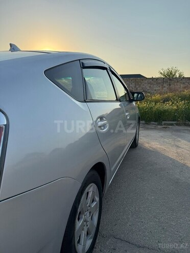 Toyota Prius-17