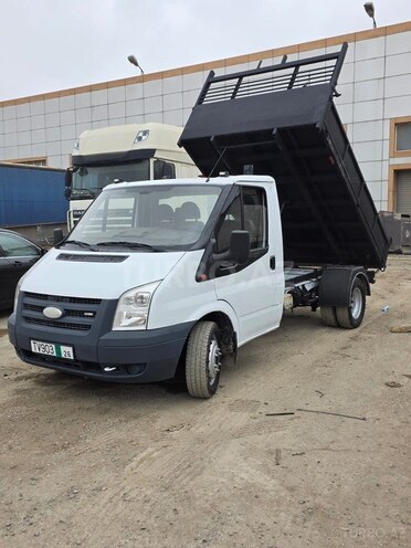 Ford Transit-1