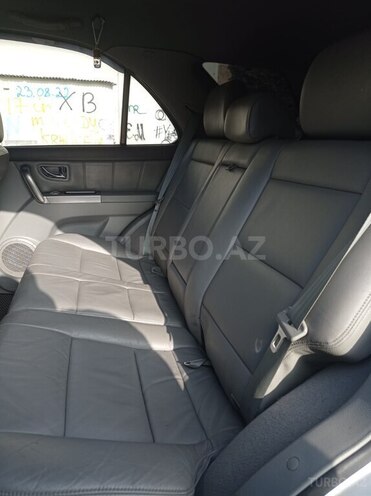 Kia Sorento-11