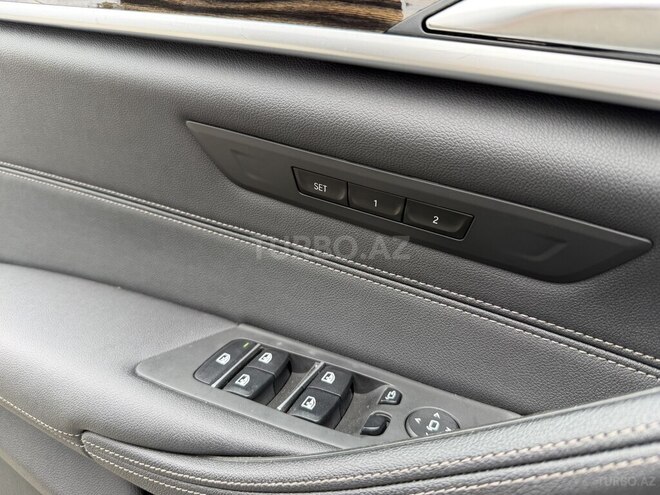 BMW 530-10
