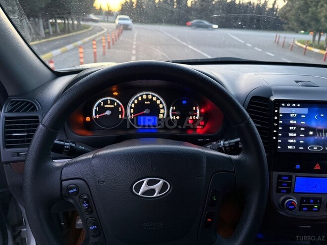 Hyundai Santa Fe-3
