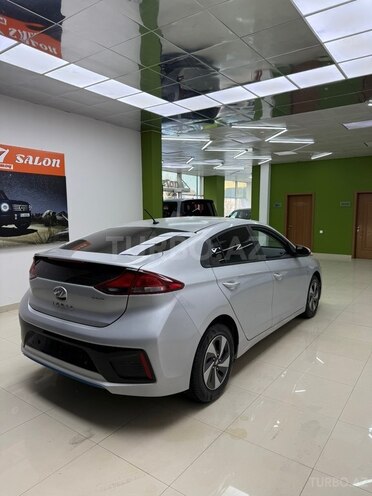 Hyundai IONIQ-6