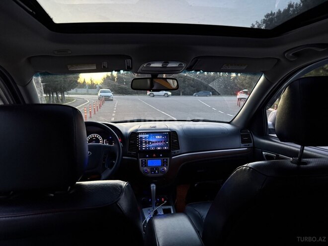 Hyundai Santa Fe-14