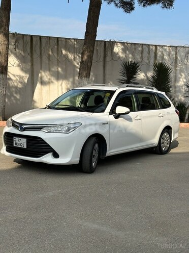 Toyota Corolla Fielder-1
