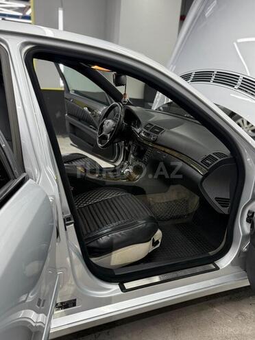 Mercedes E 220 2006, 372,000 km - 2.2 l - Bakı