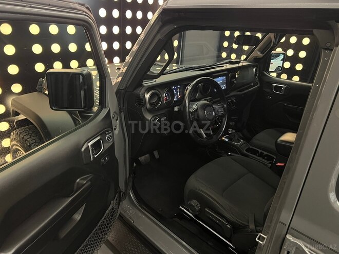 Jeep Wrangler-7