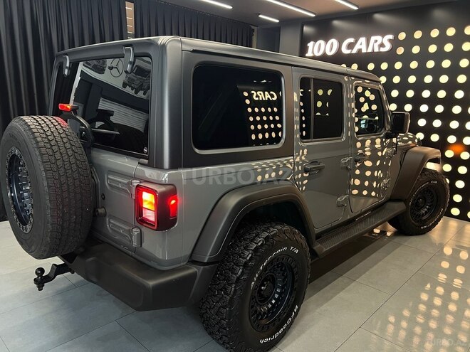 Jeep Wrangler-4