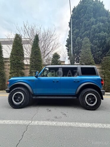 Ford Bronco-4