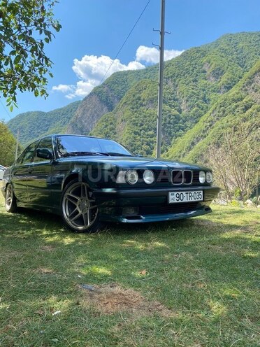 BMW 525-10
