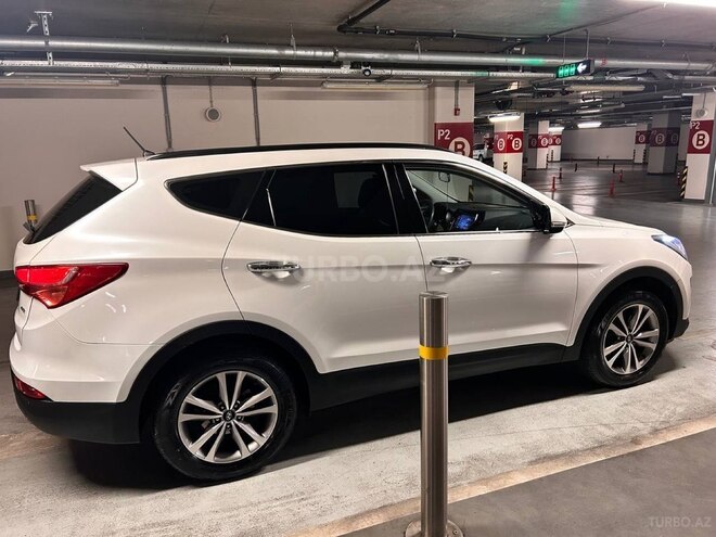 Hyundai Santa Fe-6