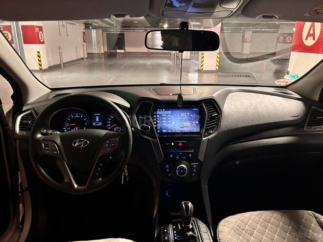 Hyundai Santa Fe-7