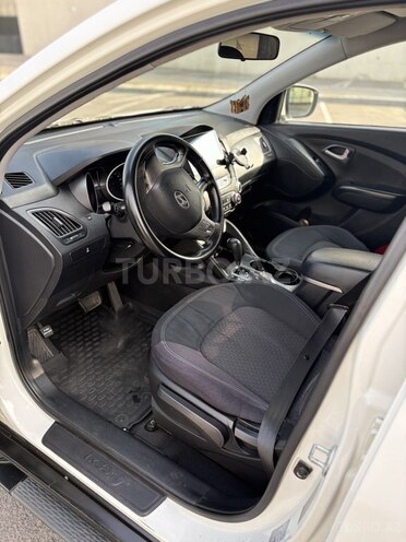 Hyundai ix35-11