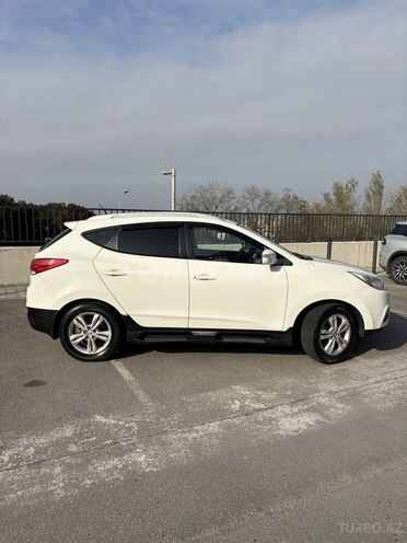Hyundai ix35-5