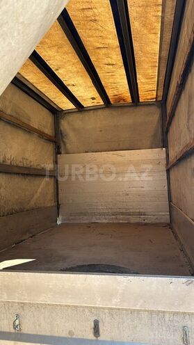 Ford Transit-8
