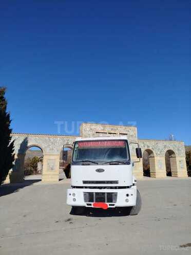 Ford Cargo-2