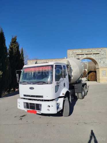 Ford Cargo-6