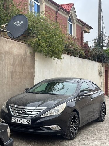 Hyundai Sonata-3