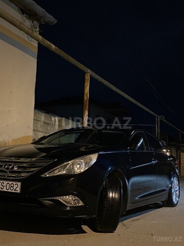 Hyundai Sonata-5