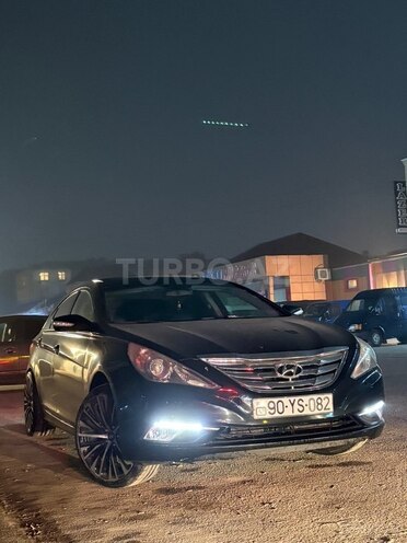 Hyundai Sonata-4