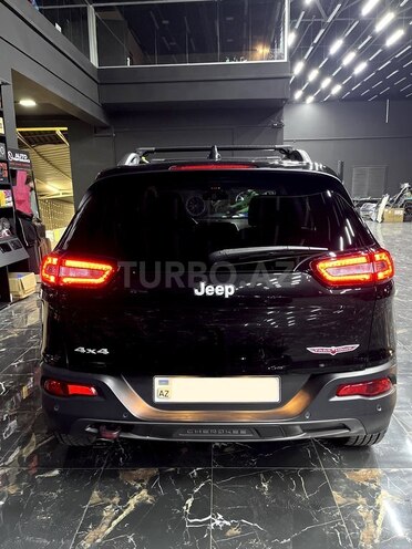 Jeep Cherokee-7