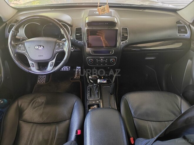 Kia Sorento-2