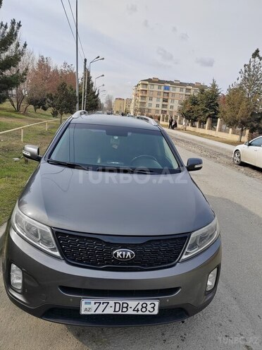 Kia Sorento-1