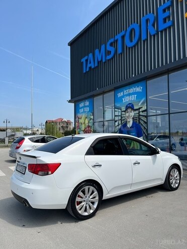 Kia Cerato-4