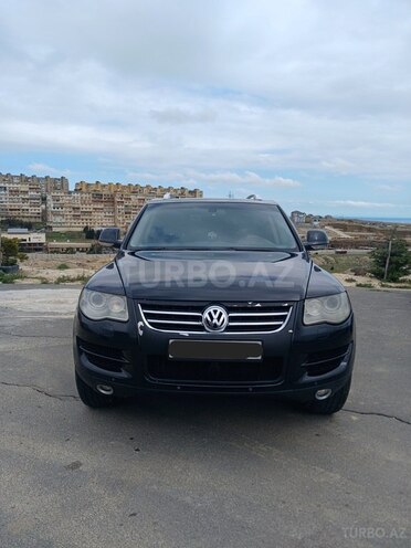 Volkswagen Touareg-1