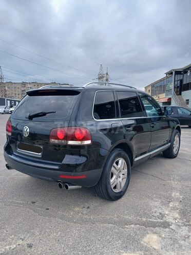 Volkswagen Touareg-8