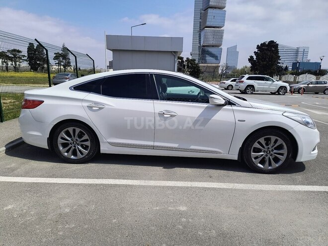 Hyundai Azera-3