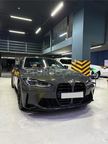 BMW M4-2