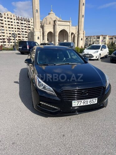 Hyundai Sonata-2