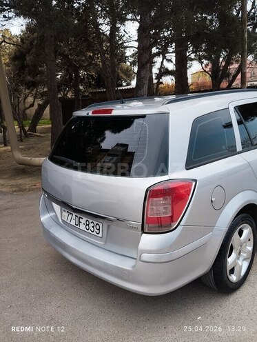 Opel Astra-11