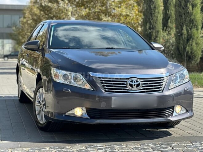 Toyota Camry-2