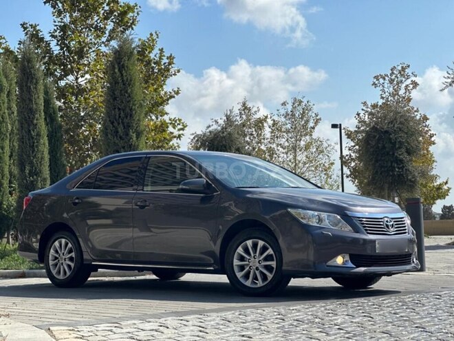 Toyota Camry-8