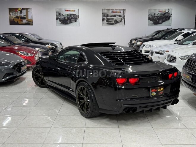 Chevrolet Camaro-9