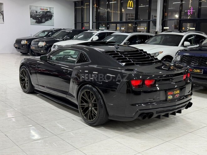 Chevrolet Camaro-13