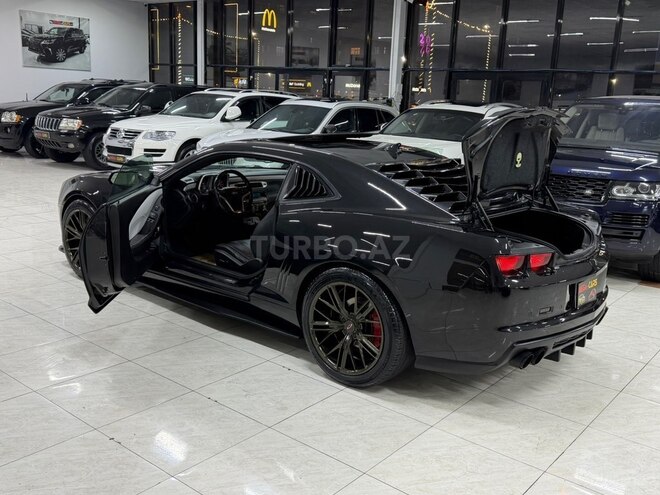 Chevrolet Camaro-21