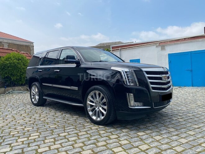 Cadillac Escalade-2