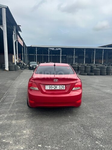 Hyundai Accent-3
